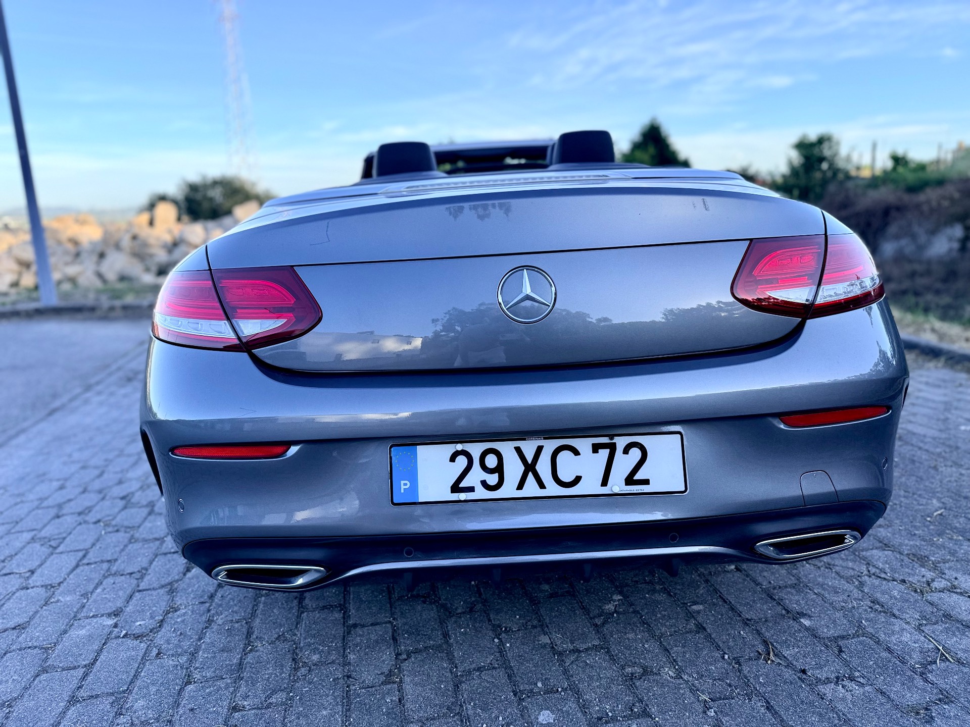Mercedes-Benz C220d Cabrio AMG Line — 2017 — fotografia 5
