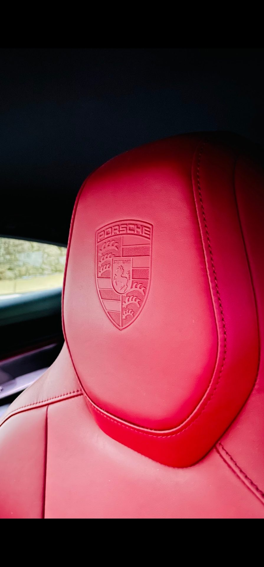 Porsche Taycan 4S — fotografia 10