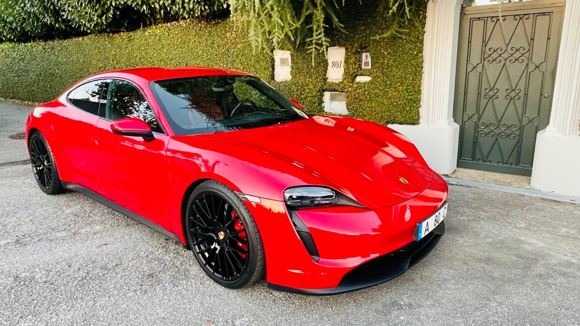 Porsche Taycan 4S — fotografia 5