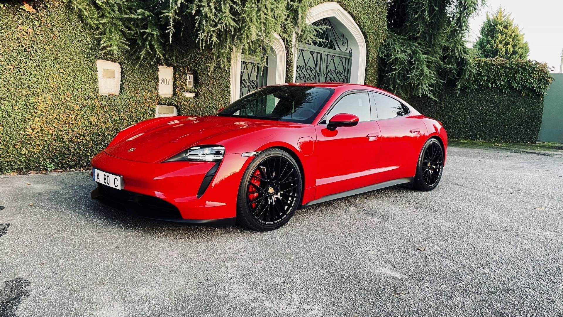 Porsche Taycan 4S