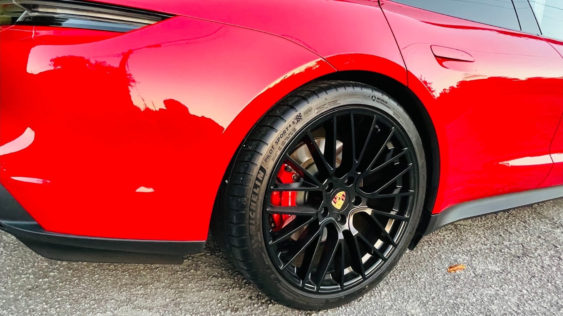 Porsche Taycan 4S