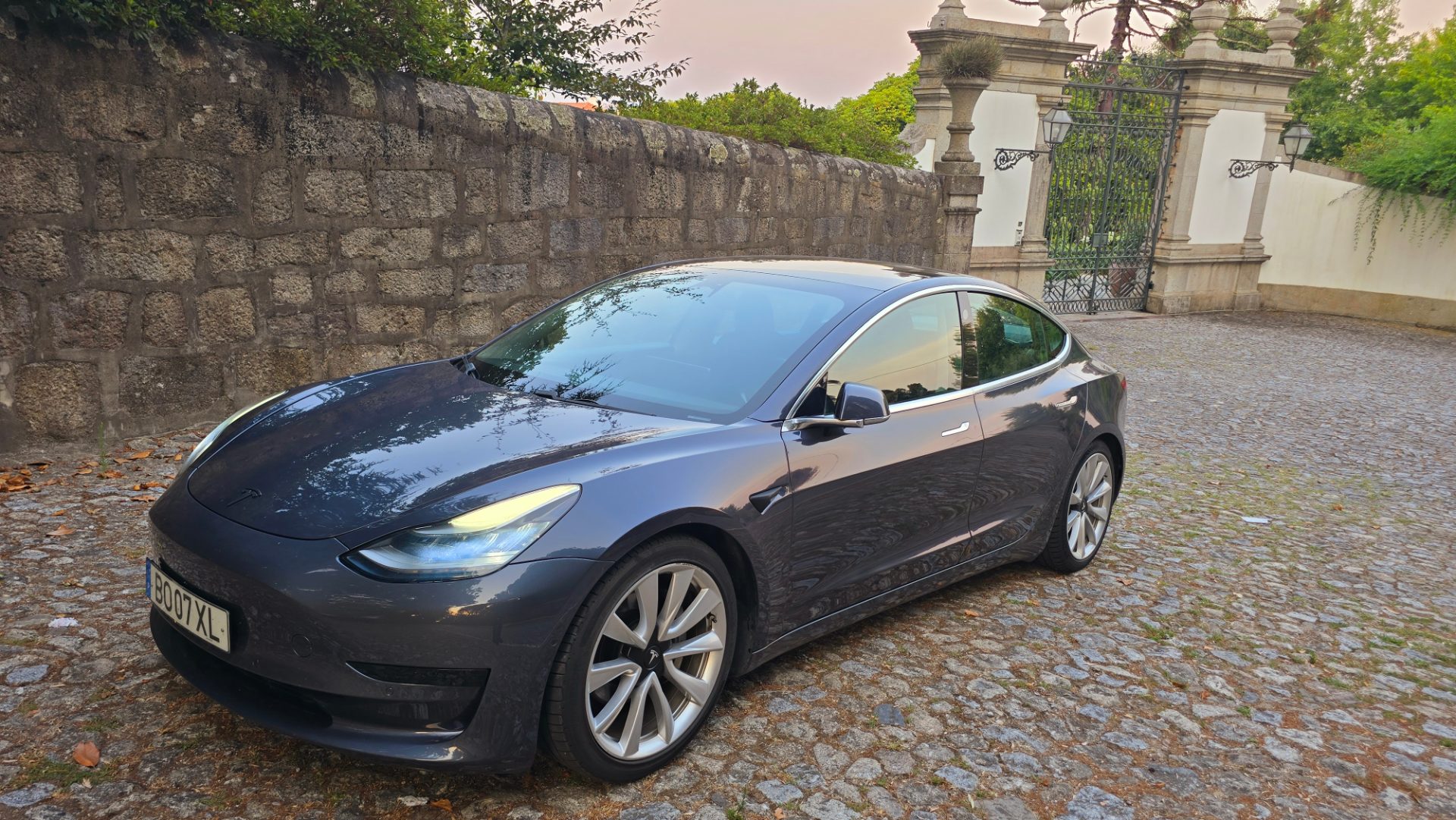 Tesla 3 SR Rwd 2019 — fotografia 12