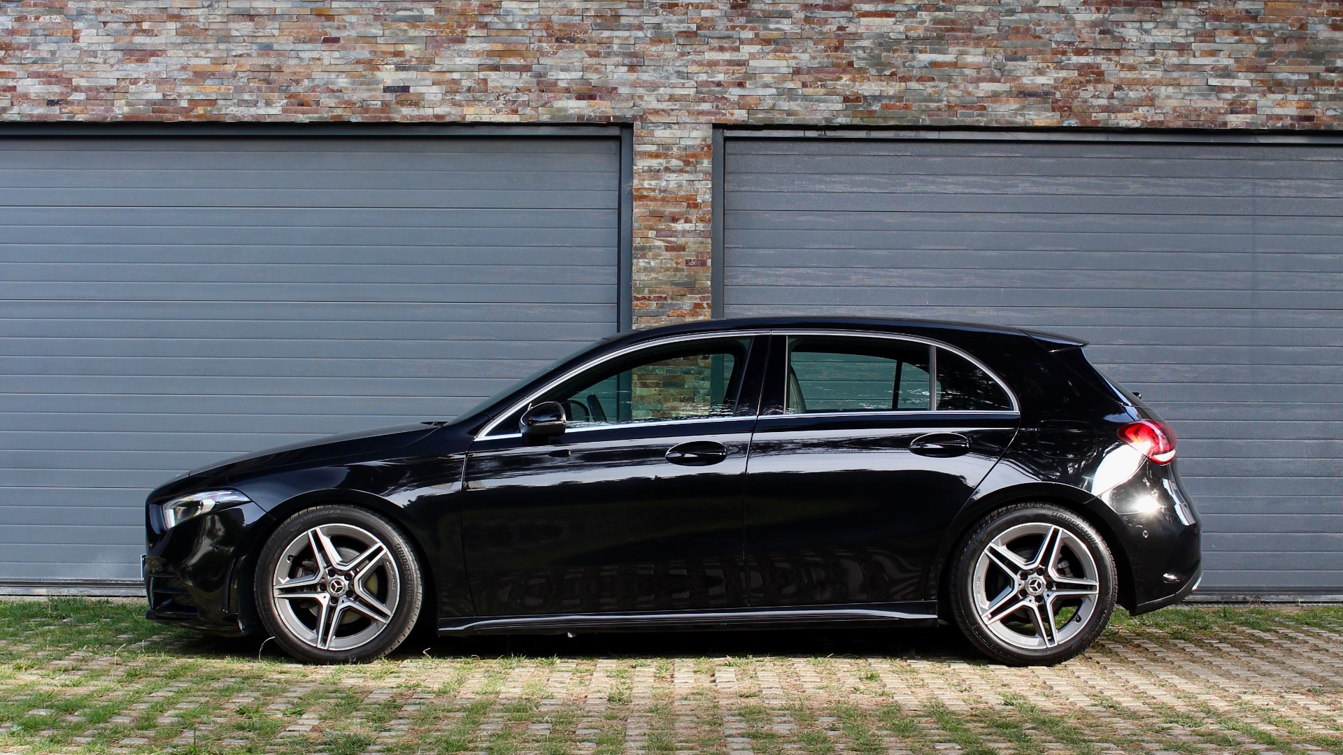 Mercedes-Benz A180D AMG Line Aut