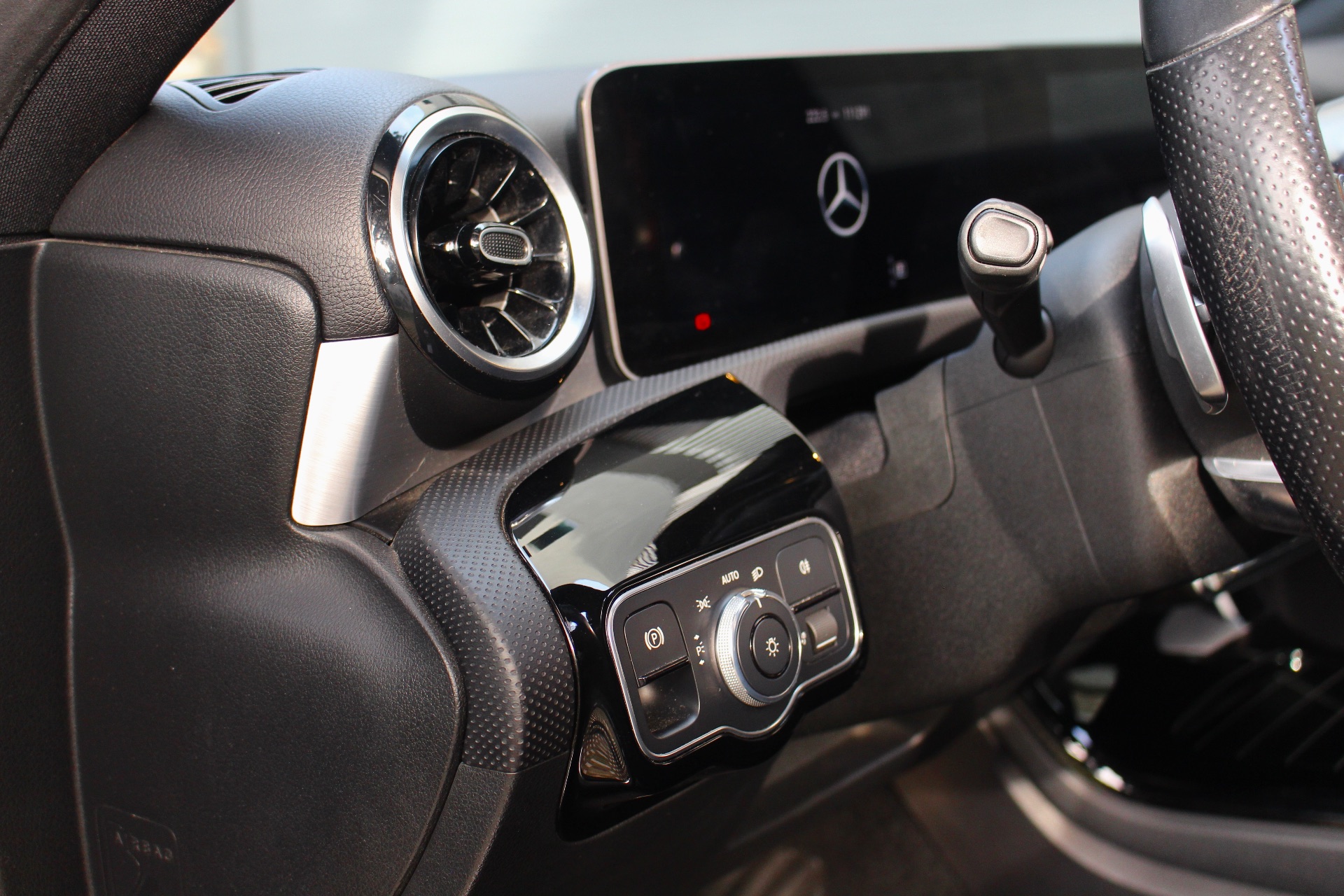 Mercedes-Benz A180D AMG Line Aut — fotografia 21