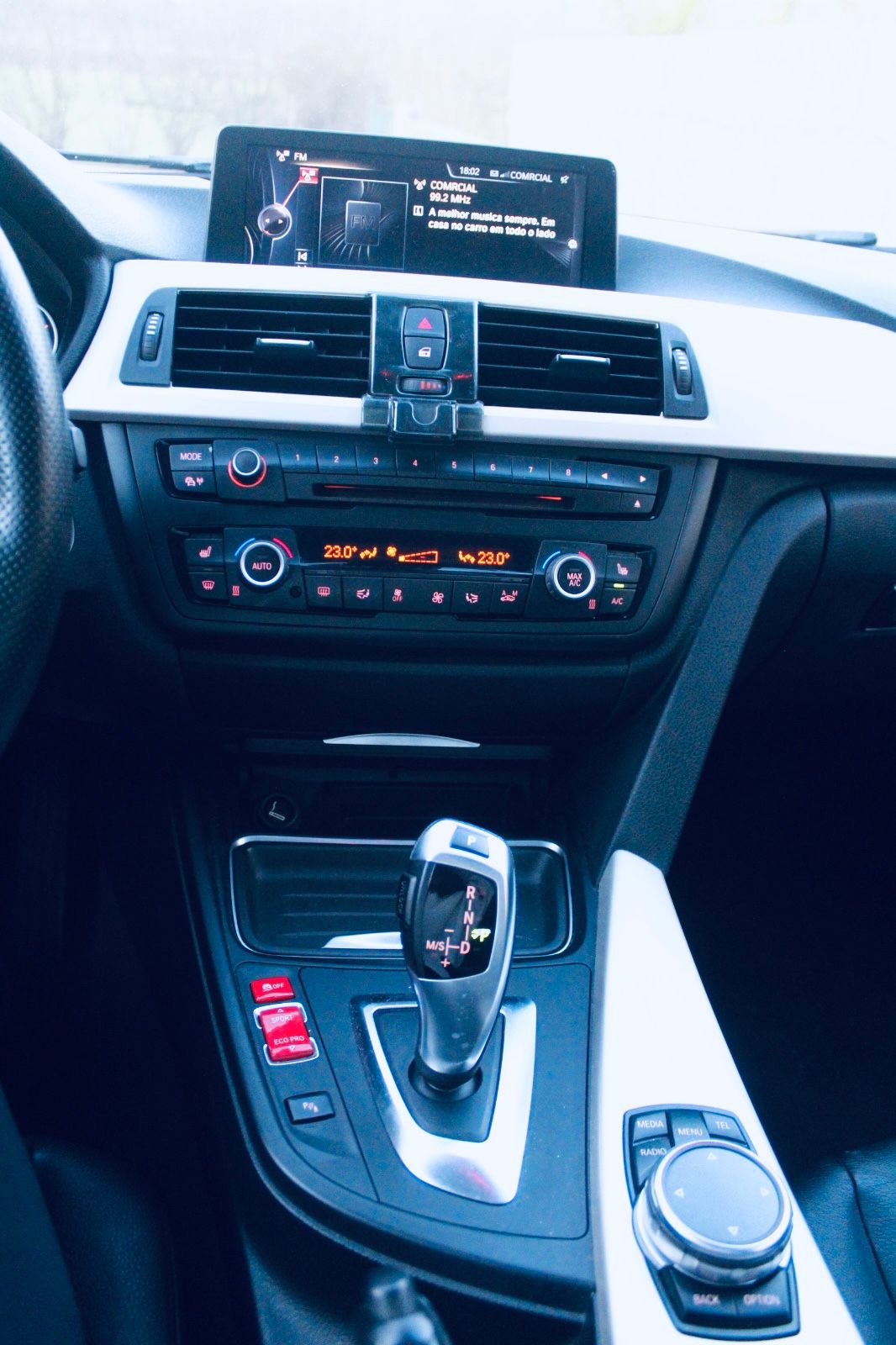 Bmw 320d touring 195mil kms — fotografia 5