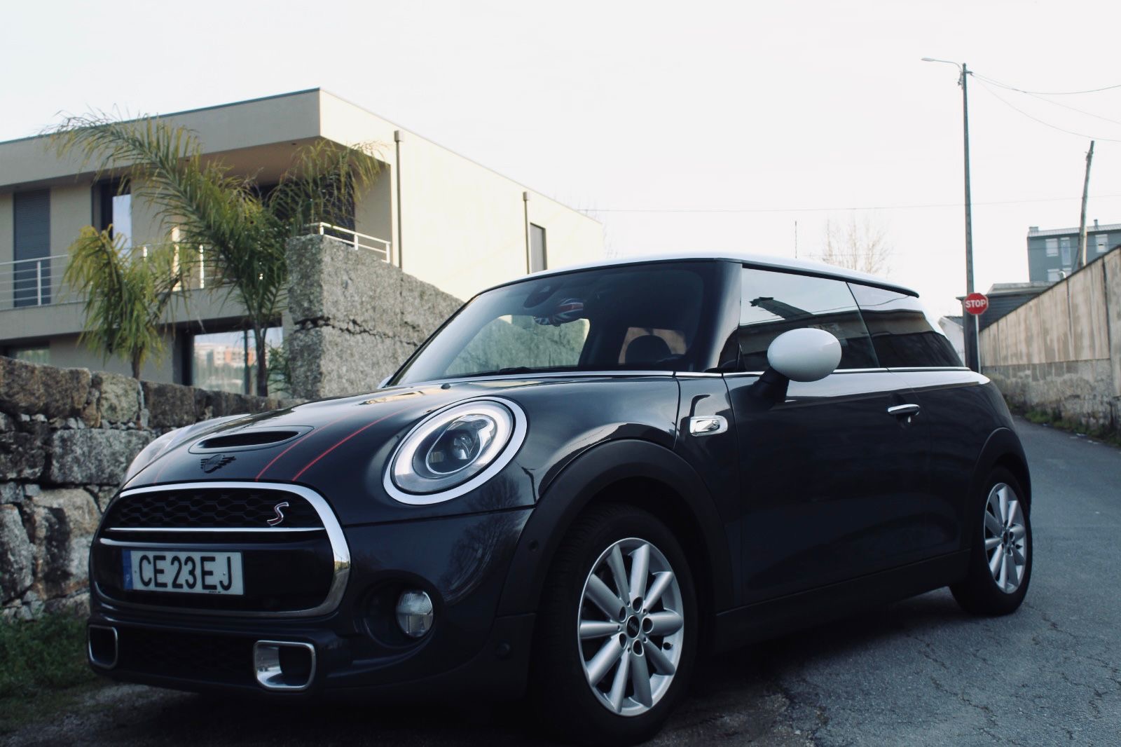 Mini cooper S nardo grey — fotografia principal