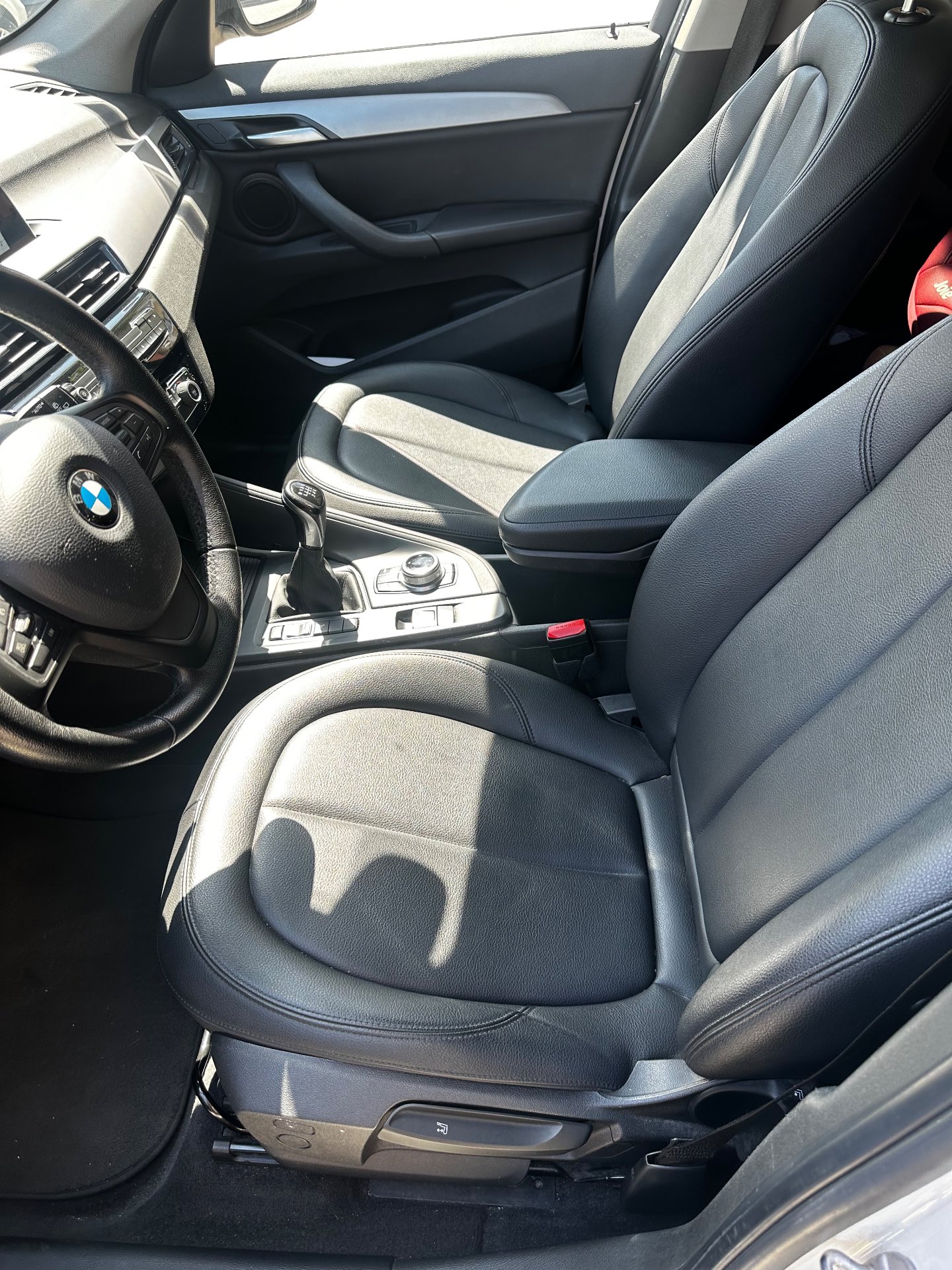 BMW x1 s drive 16D poucos km — fotografia 5