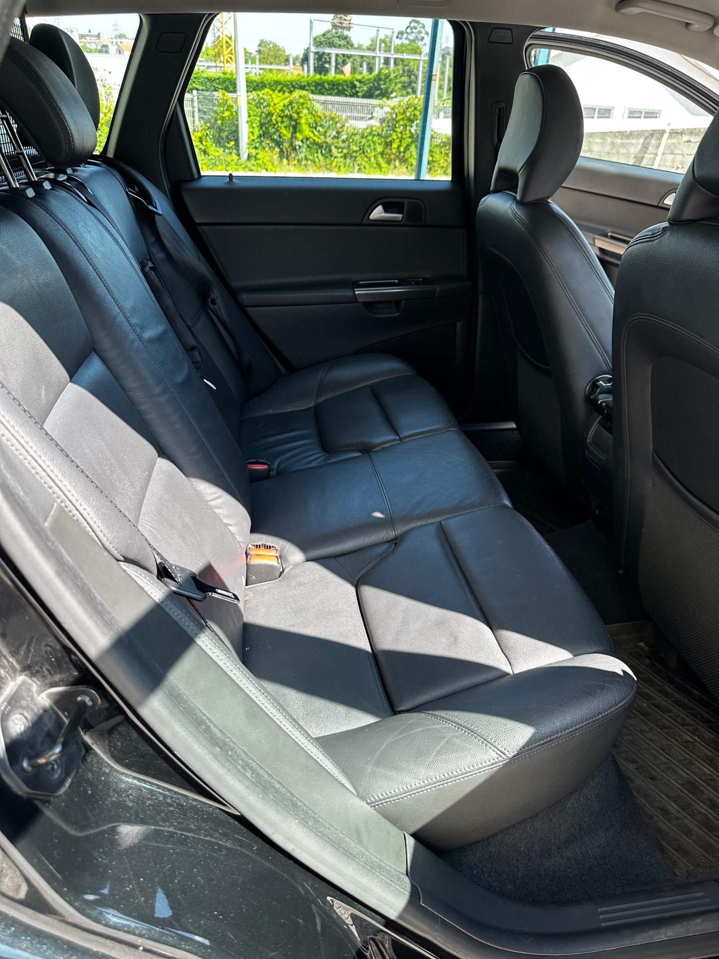 VOLVO V50 1.6 D  R-DESIGN — fotografia 4