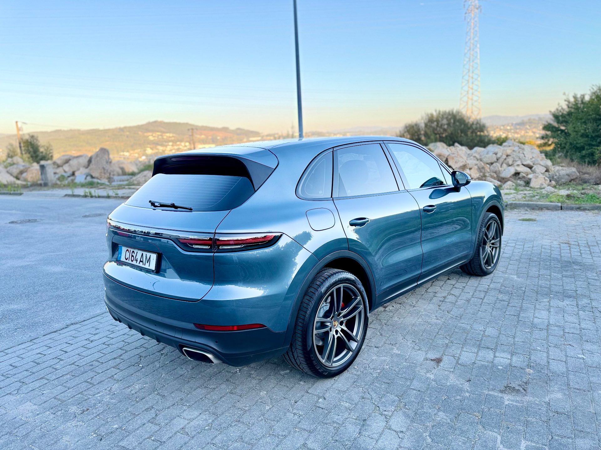 Porsche Cayenne S E-Hybrid 8/ 2018 462cv — fotografia 5